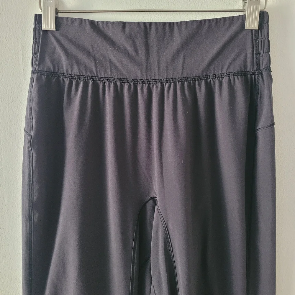 Lululemon Sun Setter Jogger GUC 28